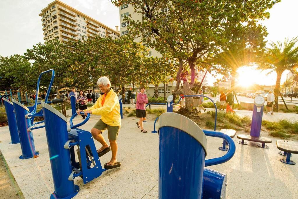 Beachway Per Ankh Pompano Beach Exterior foto